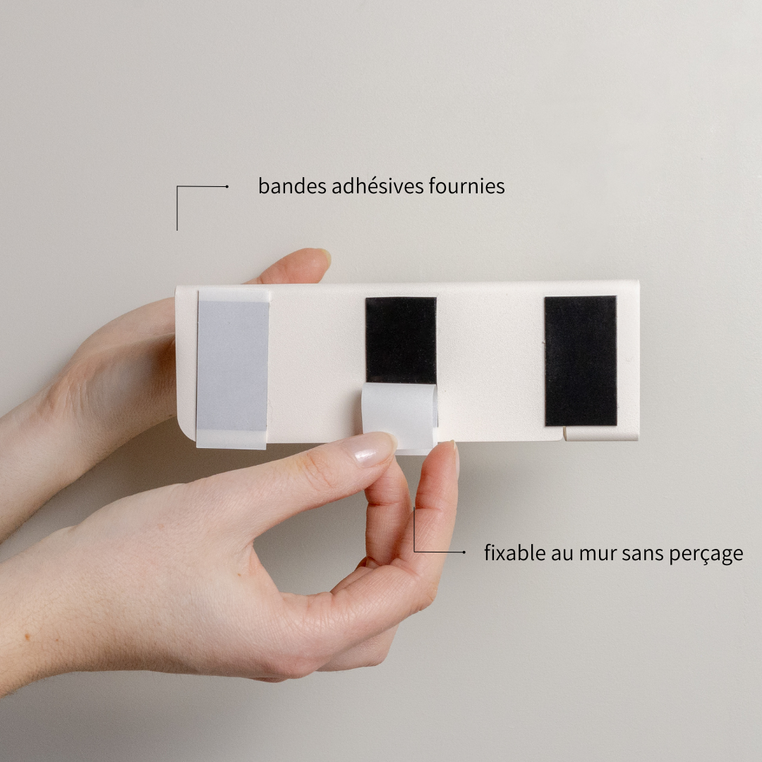Toilettenpapierhalter mit Ablage